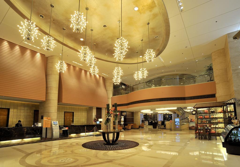 Howard Johnson Caida Plaza Shanghai Exteriör bild